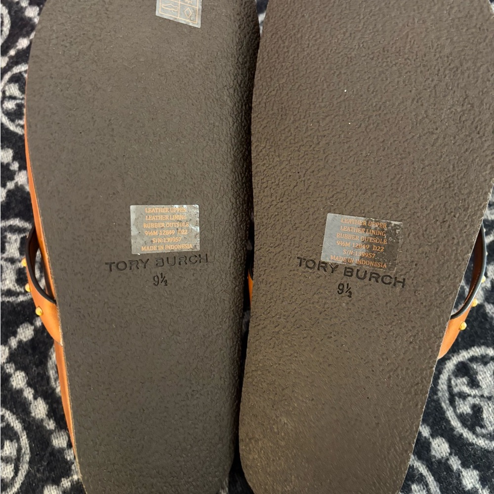 Tory Burch Tan and Gold Sandals - Picture 2 of 3